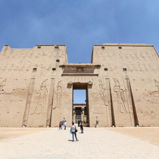 Edfu Temple – Explore the best-preserved ancient temple on your 6 Days Cairo & Nile Cruise Tour.