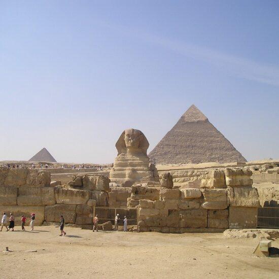 Giza Pyramids and Great Sphinx on the 6 Days Egypt Highlights Tour
