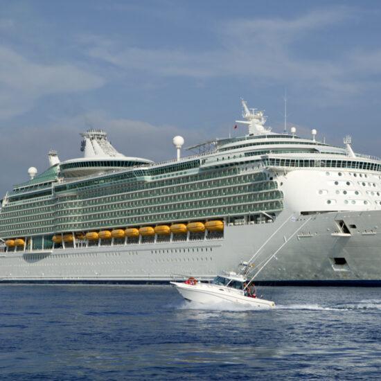 Ship Cruising to Alexandria Port - Giza Pyramids Day Tour from Alexandria Port