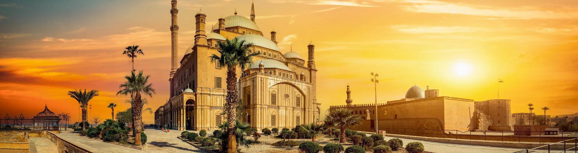 Alabaster Mosque on Islamic Cairo Day Tour