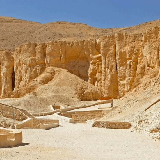 Valley of the Kings on Luxor Day Trip – East and West Bank Tour