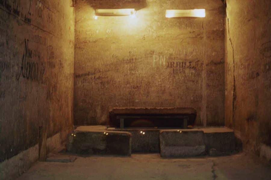 Dentro de la Pirámide de Kefrén - Egypt Tours Group (ES)