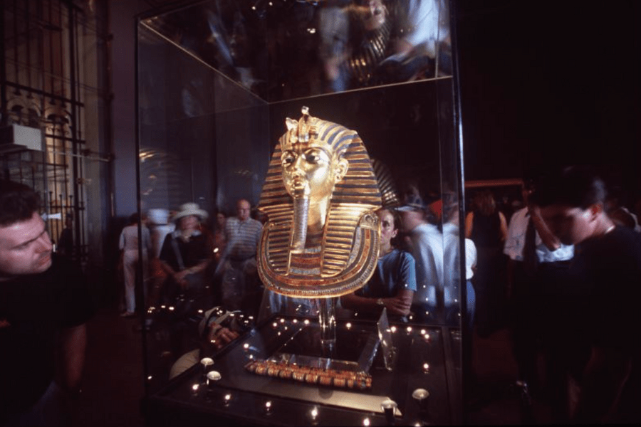 Ancient Egypt Artifacts - Iconic Monuments and Statues - Gold mask of Tutankhamun