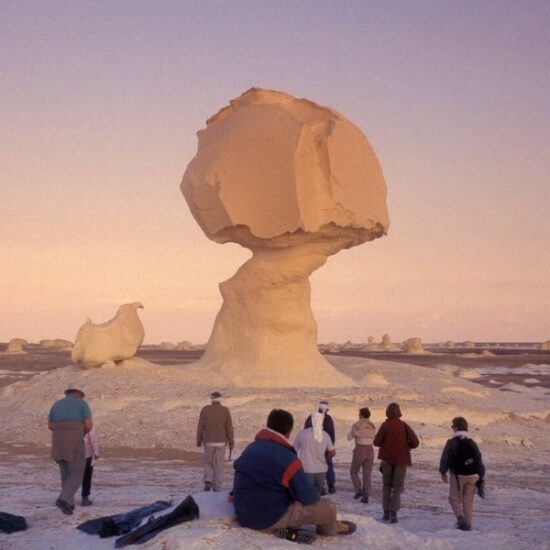 Excursion al Desierto Blanco desde El Cairo - Tour al Bahariya desde El Cairo